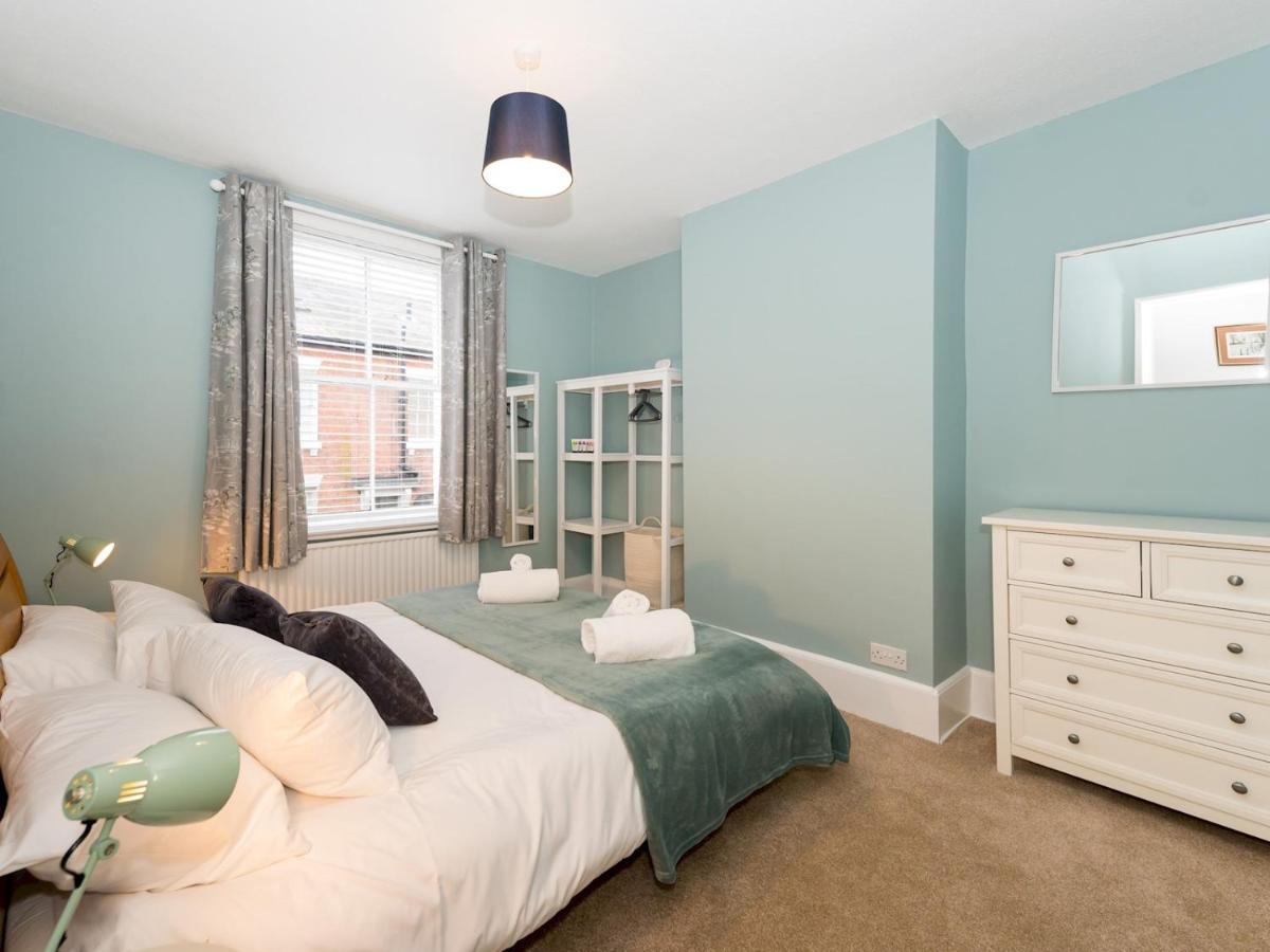 Pass The Keys 3 Storey Townhouse Shrewsbury Exteriér fotografie