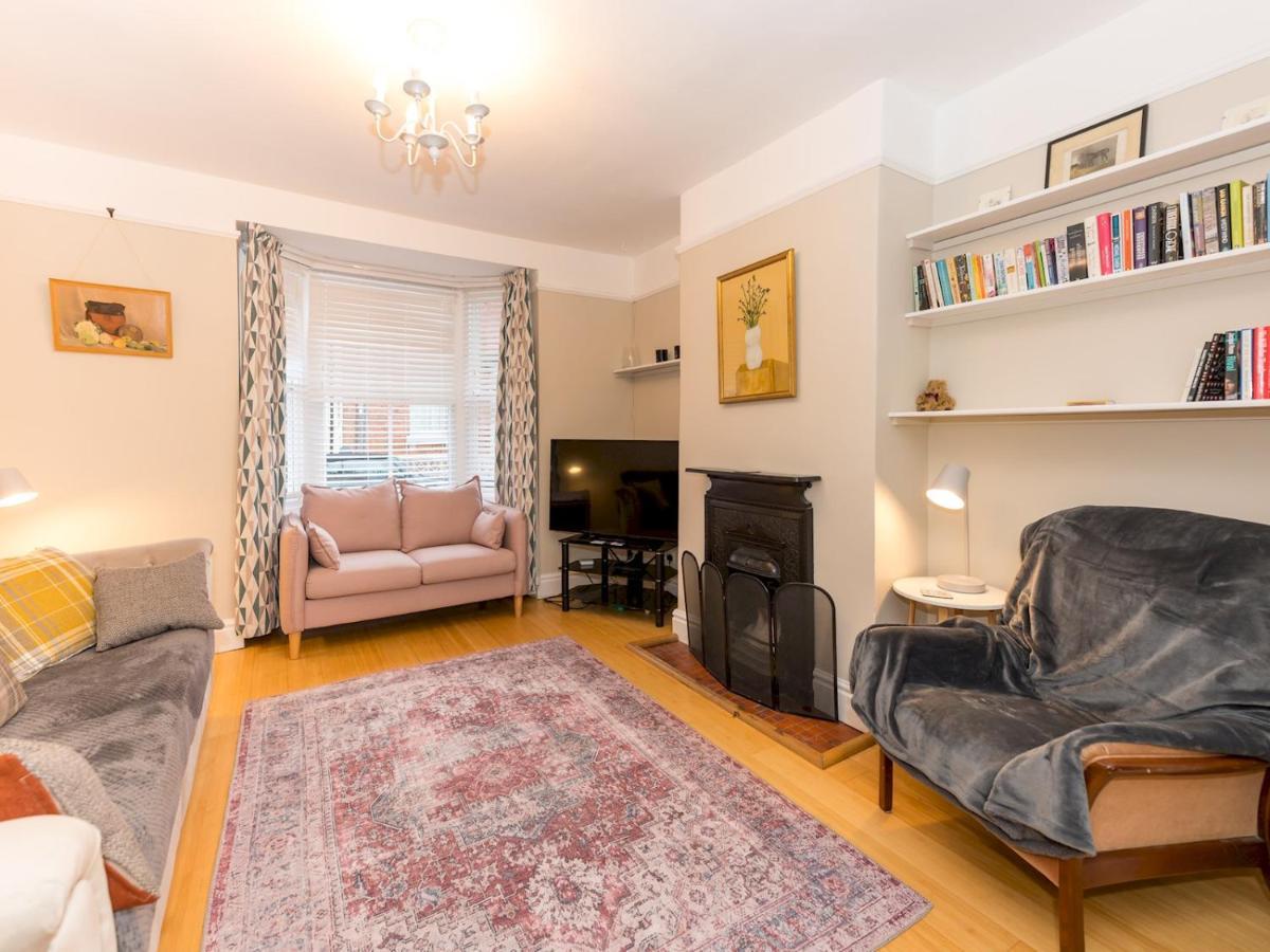 Pass The Keys 3 Storey Townhouse Shrewsbury Exteriér fotografie