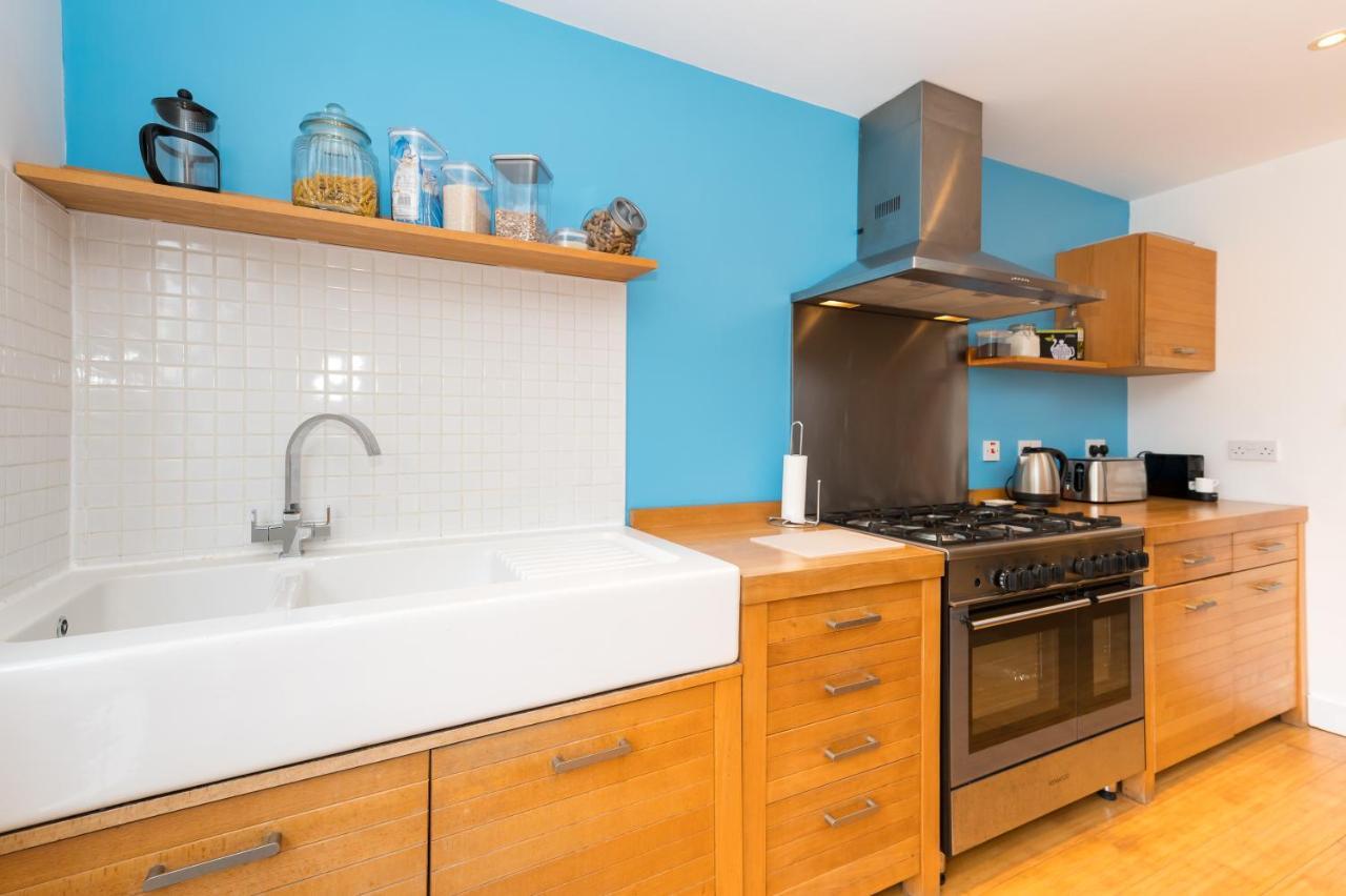 Pass The Keys 3 Storey Townhouse Shrewsbury Exteriér fotografie